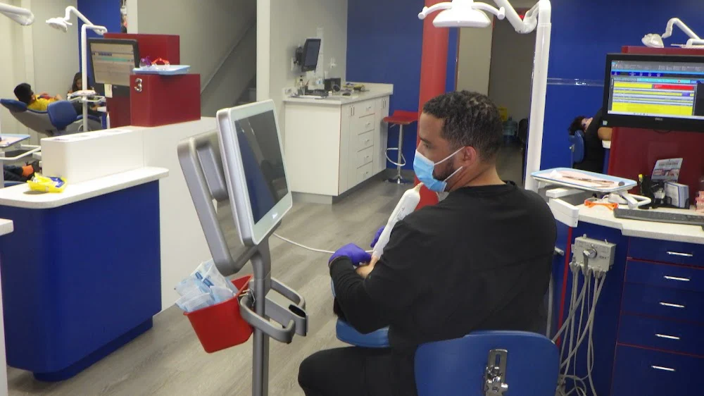 Diamond Braces Orthodontist: Braces & Invisalign 6