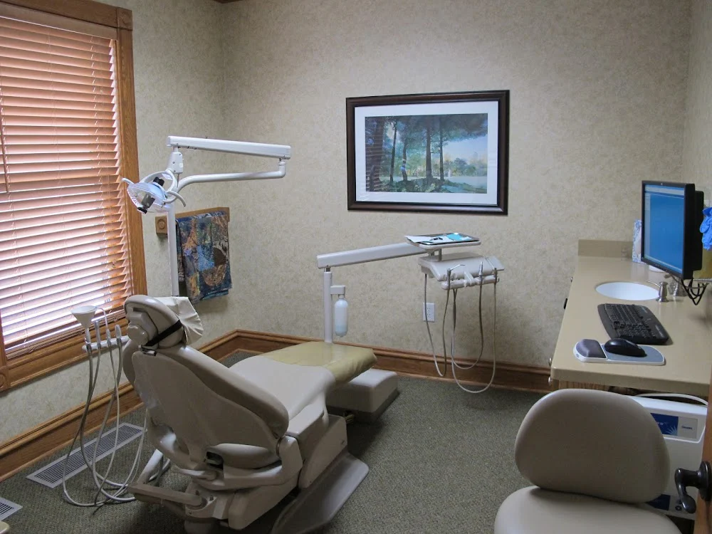 Larson Dental 3