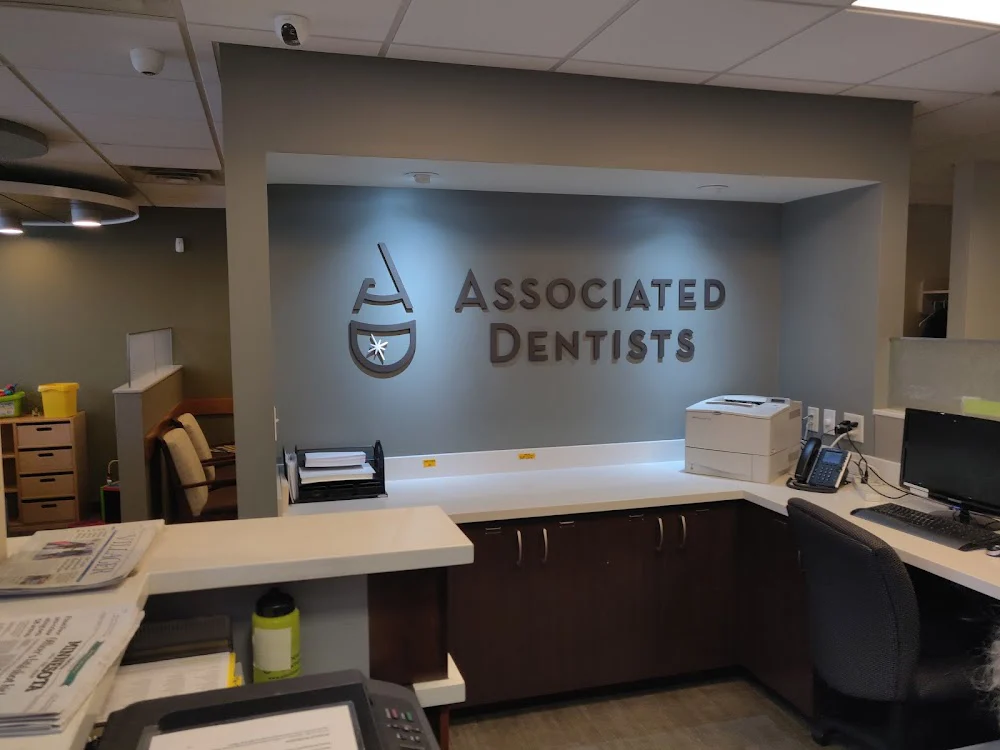 Associated Dentists 8