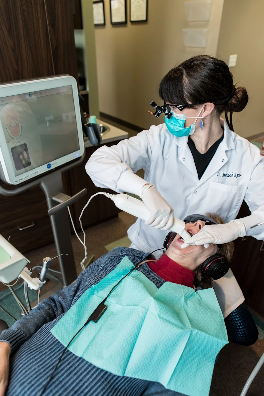 The Dental Center of Eagan 9