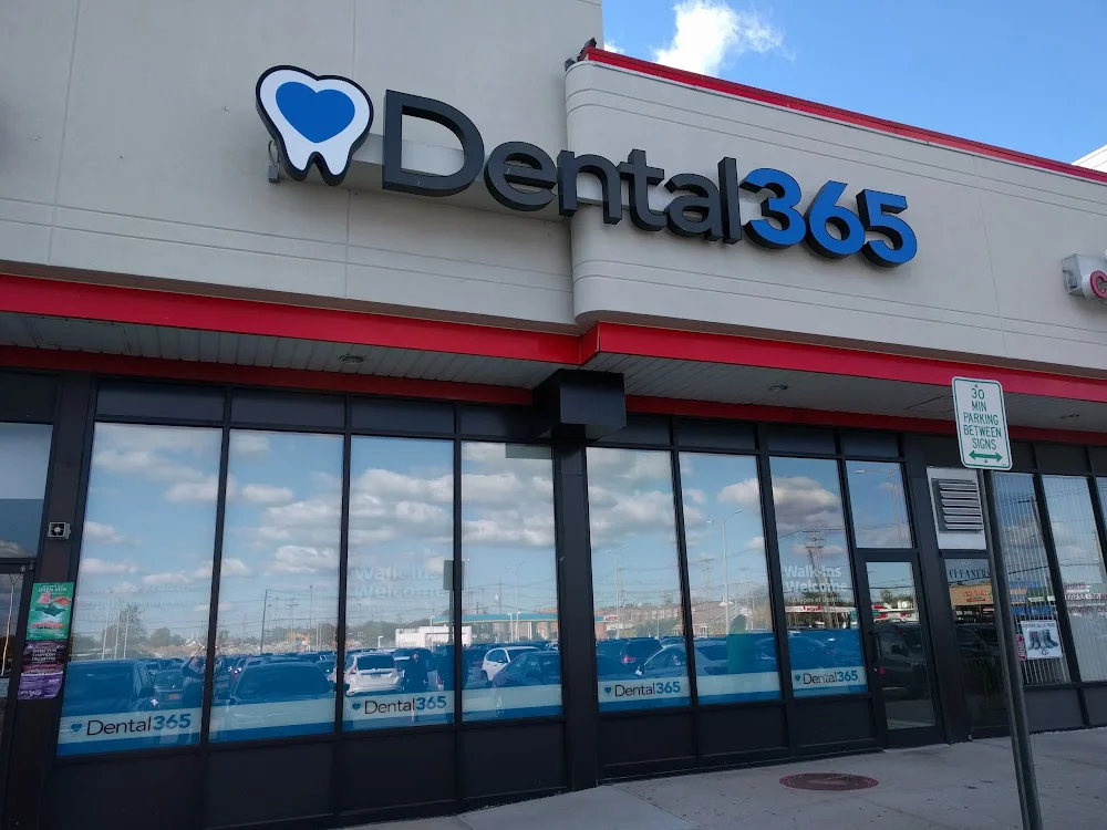 Dental365 - Levittown 10