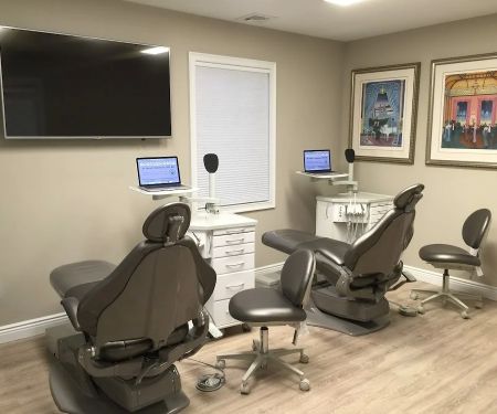Dr. Laura C. Sotomayor, Orthodontist, PLLC