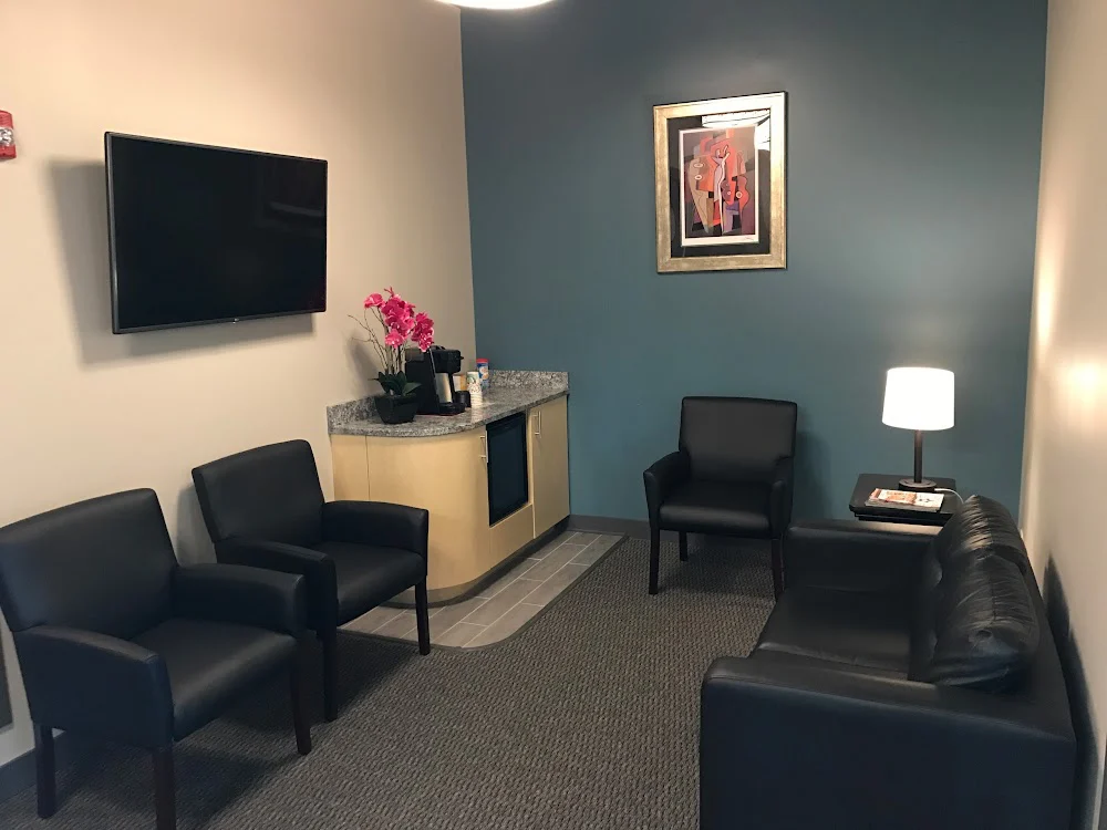 Seven Hills Dental & Implant Center 2