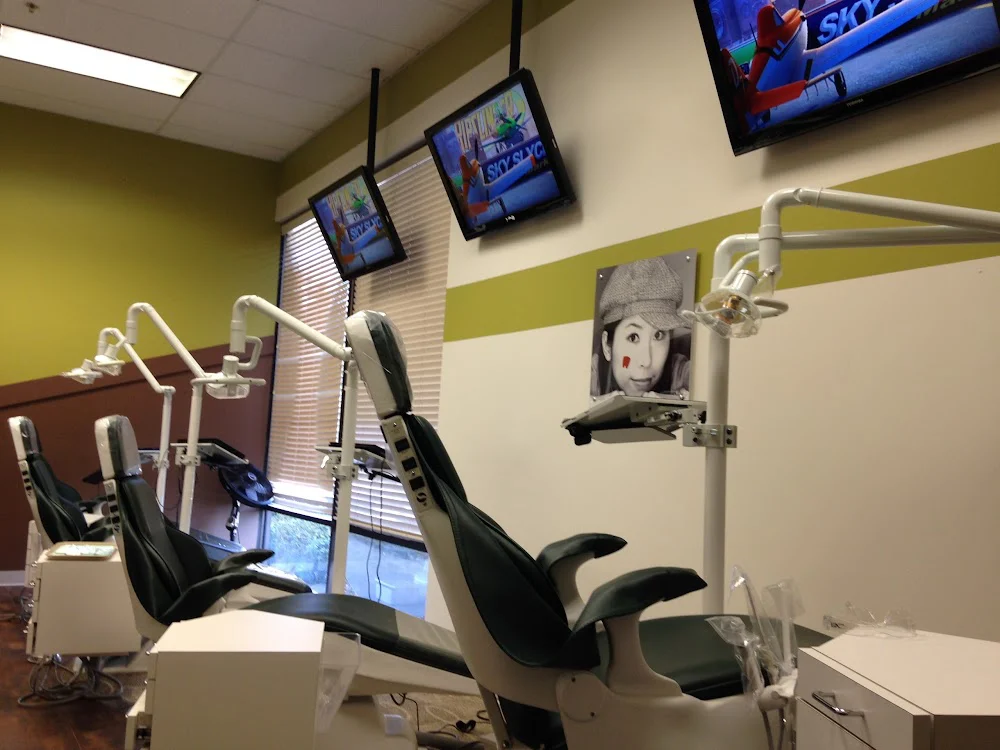 My Kid's Dentist & Orthodontics 9