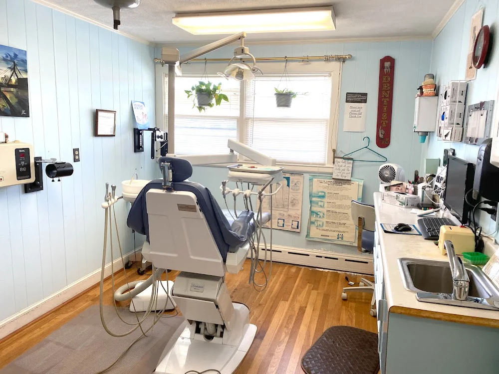 St. Mark Dental | Dr. Evette Bakhit 3