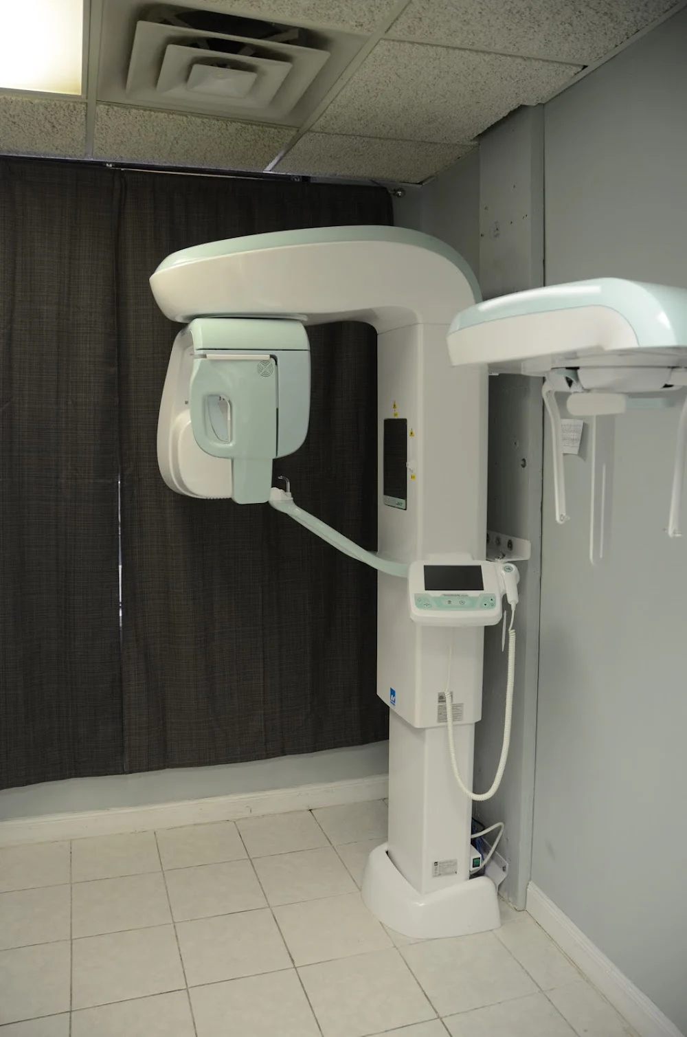 A One Dental and Implant Center 9