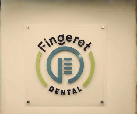 Fingeret Dental
