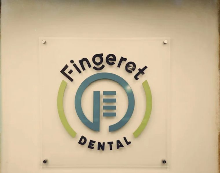 Fingeret Dental