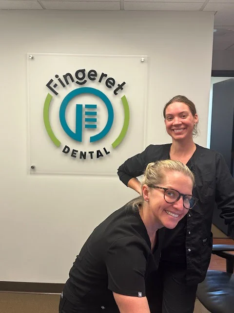 Fingeret Dental 3