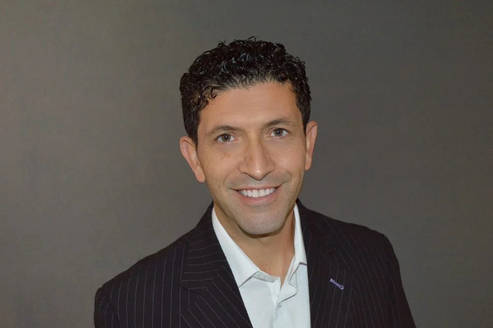 iTooth Dental: Michael Bouzid, DDS 6
