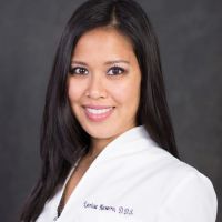 Dr. Larissa Navarro ico