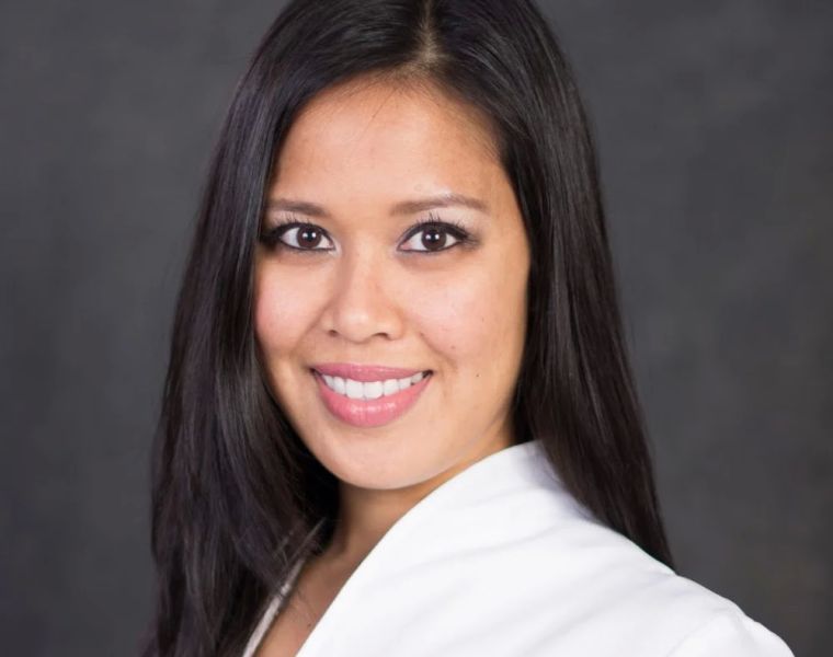 Dr. Larissa Navarro