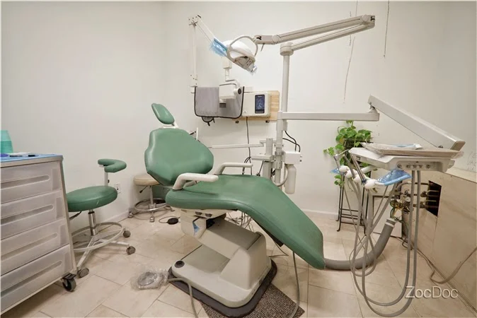 Cosmetic & Implant Dentistry of NY 5