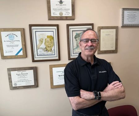 Dr. Keith Brown DDS, FAGD | Naperville Family & Emergency Dentist