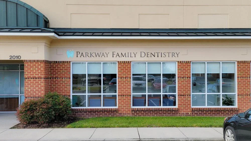 Parkway Family Dentistry (Khushboo Jain,DDS) 4