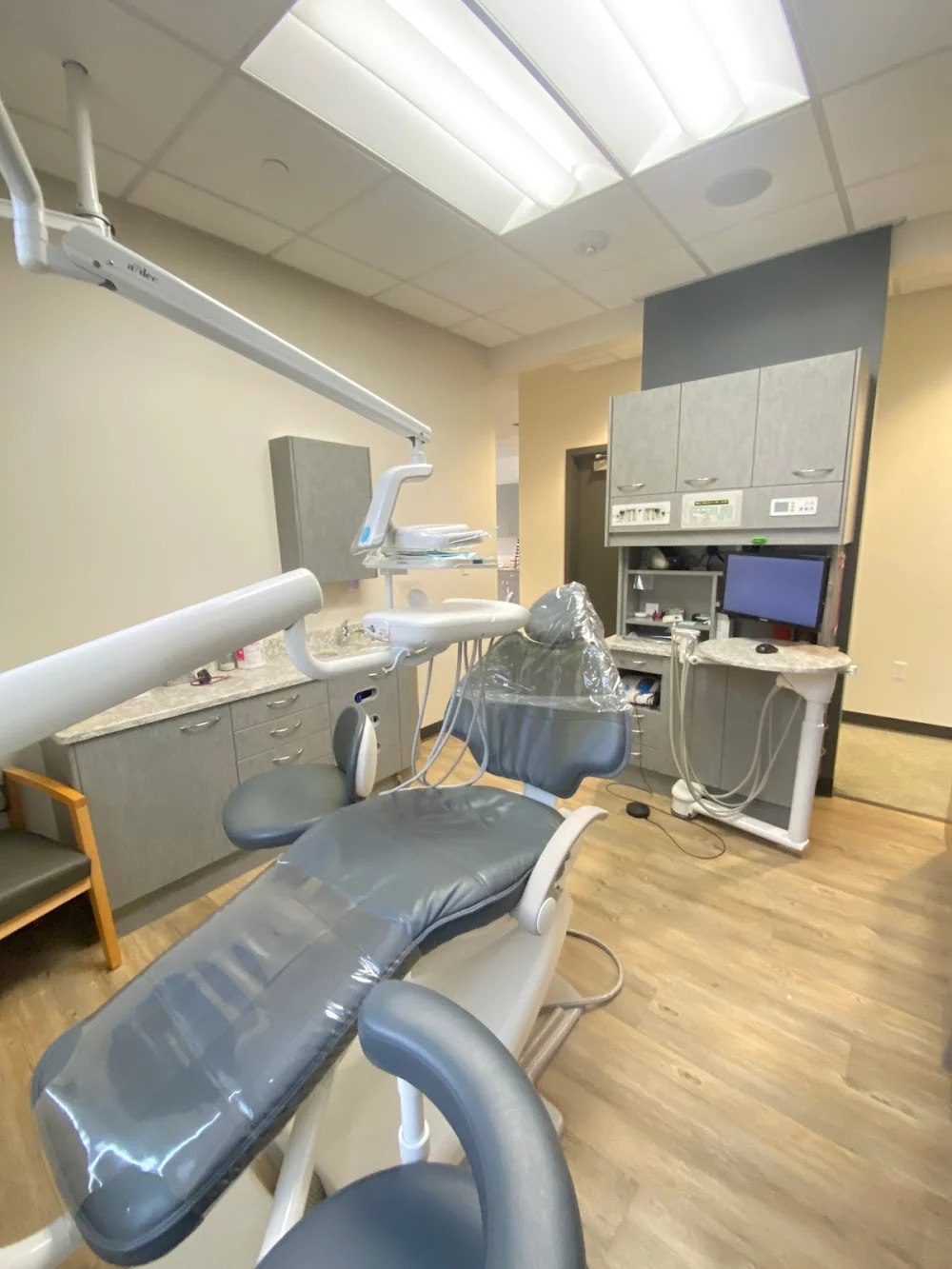 Rainier Dental Picture 5