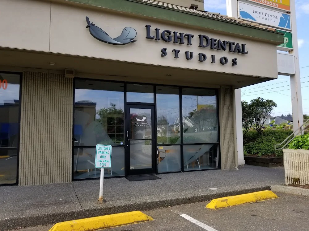 Light Dental Studios of Tacoma Mall Boulevard 4