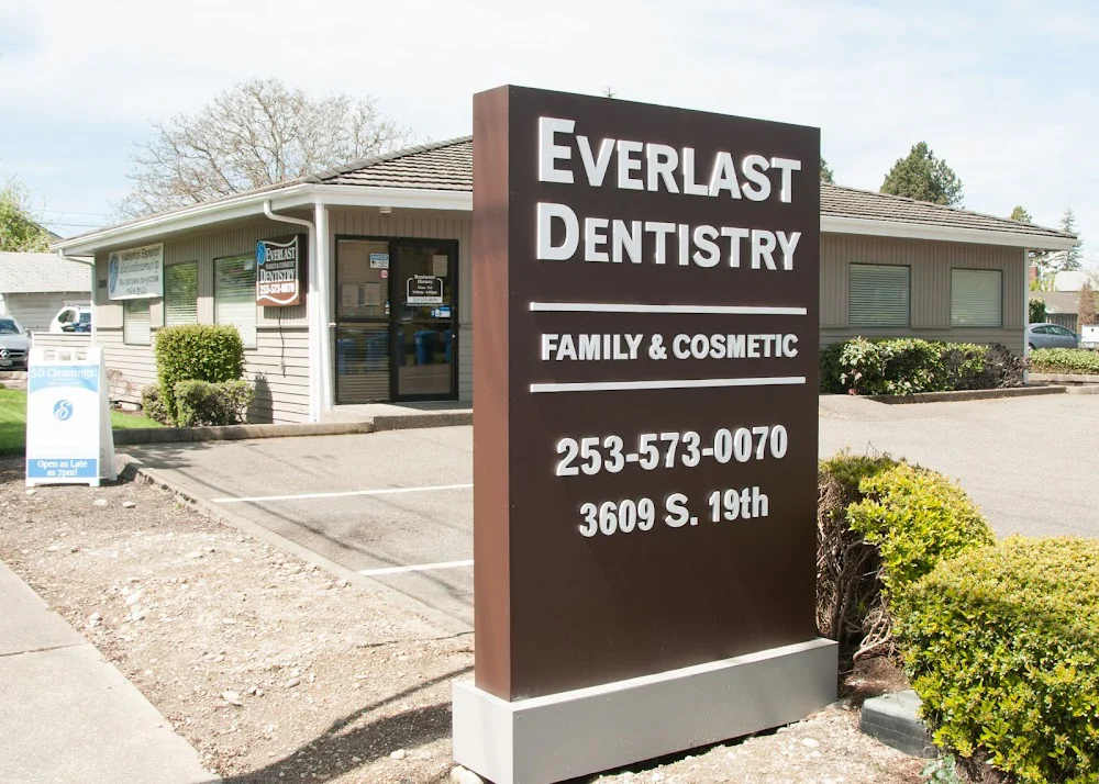 Everlast Family & Cosmetic Dentistry 9