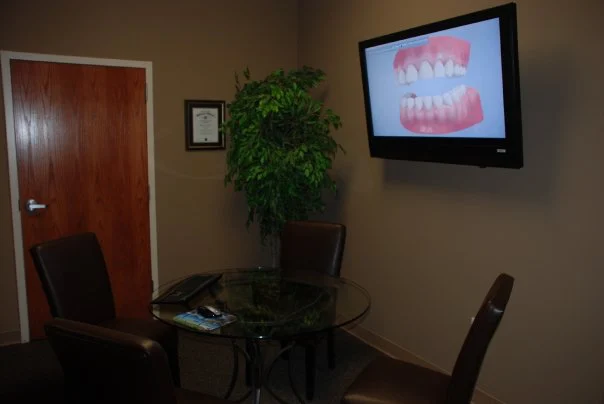 Lakewood Dental, Matt A. Niewald, DDS - Lees Summit Dentist 6