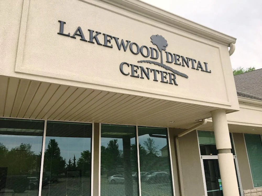 Lakewood Dental, Matt A. Niewald, DDS - Lees Summit Dentist 7