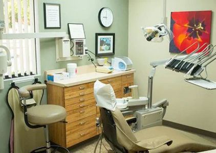 Robert Elloway DDS