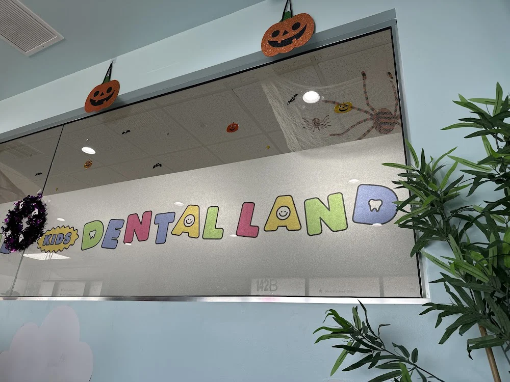 Kids Dental Land 4