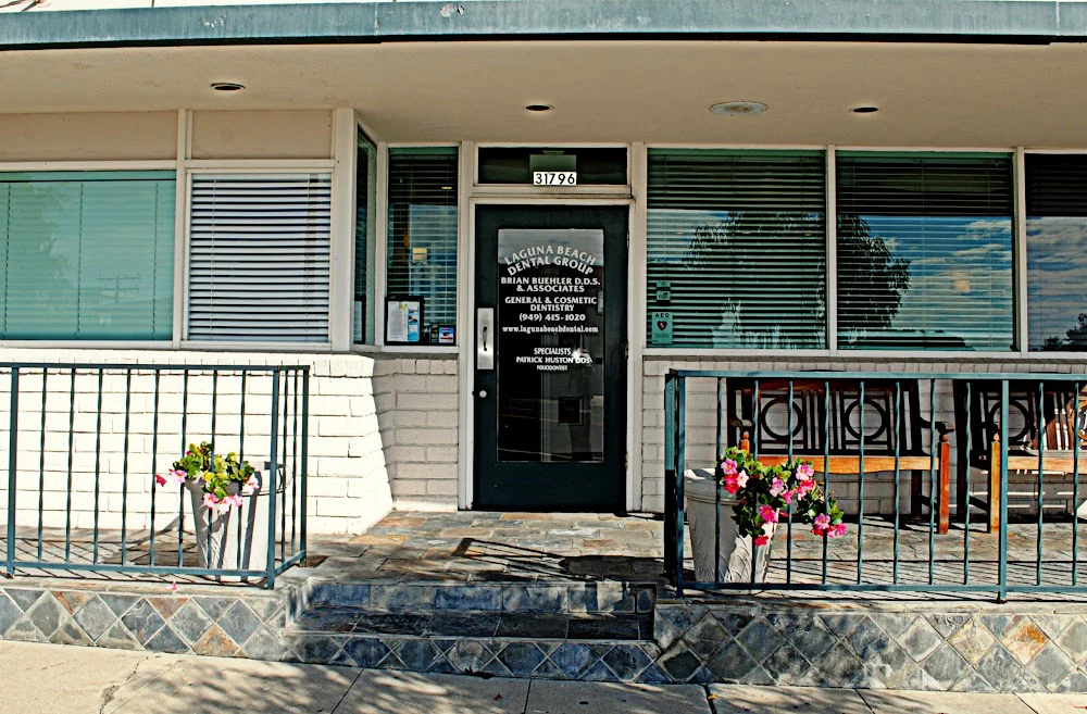Laguna Beach Dental Group Picture 9