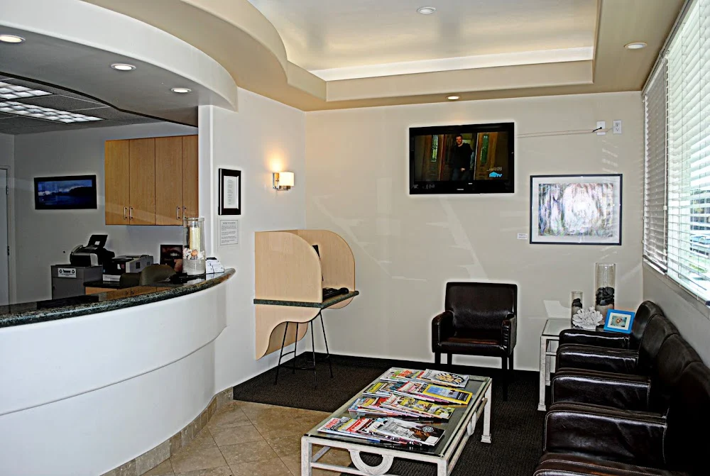 Laguna Beach Dental Group Picture 1