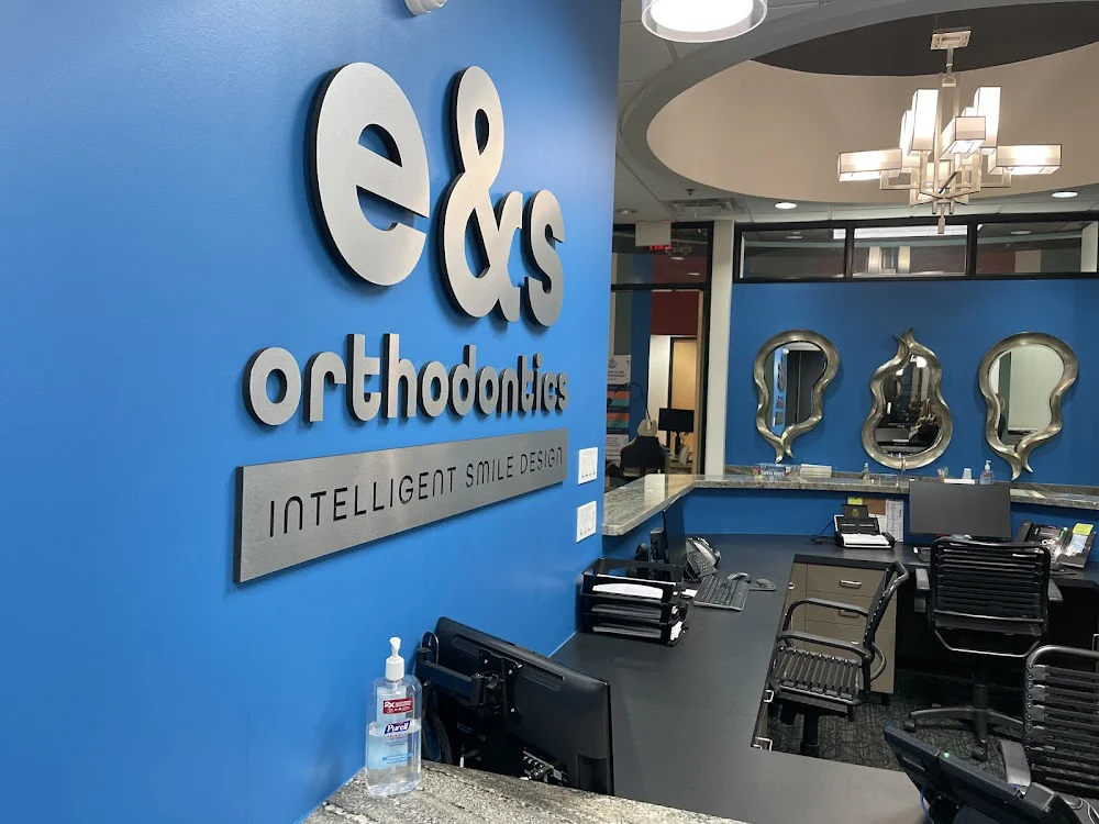 E&S Orthodontics Phoenix 1