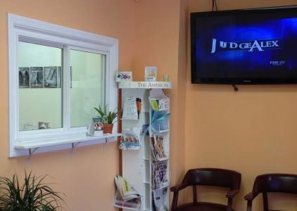 Dentist at 19133