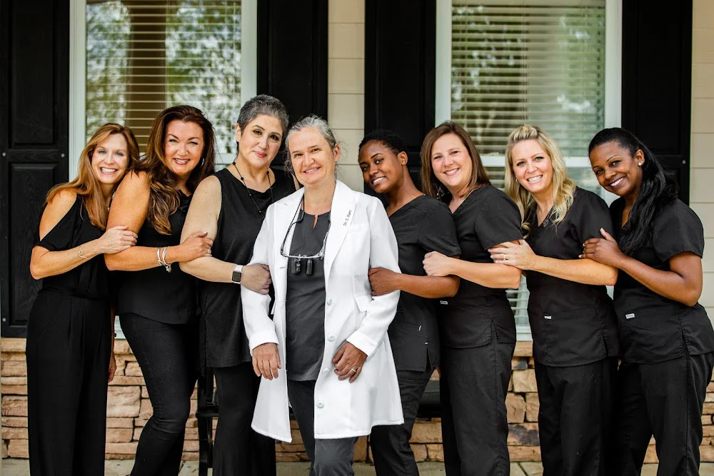 Kurz Family and Cosmetic Dentistry 1