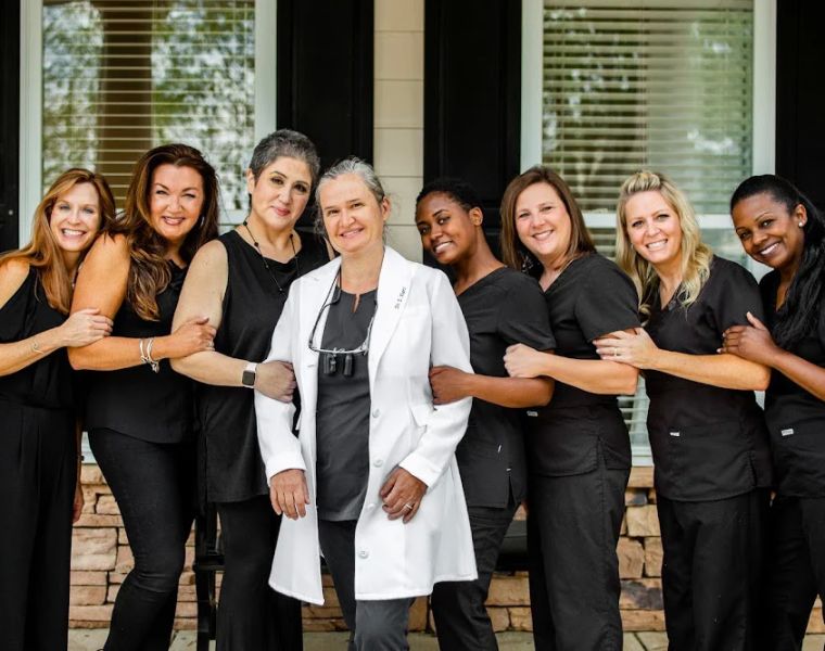 Kurz Family and Cosmetic Dentistry