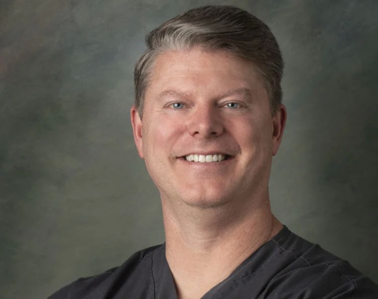 Dr. J. Travis Thompson, DDS