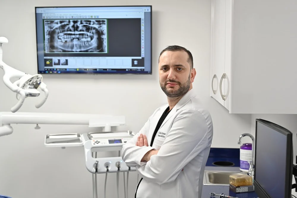 AL Dente Dental Spa of Roslyn - Dr. Edward Shalomov & Dr. Daniel Abramov 2