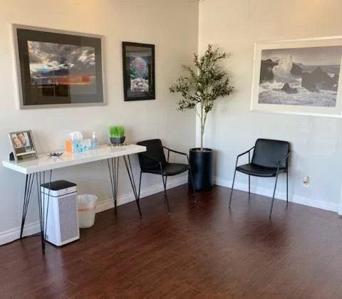 Beach Plaza Dental Picture 3