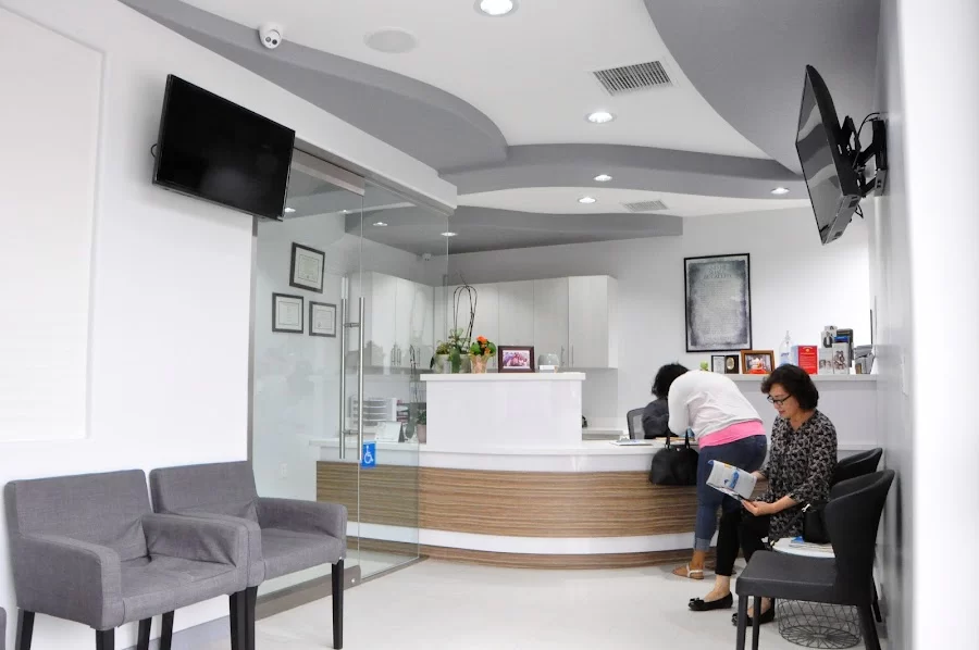 Maranatha Dental Picture 1