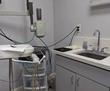 Dr. Binh C. Nguyen, DDS