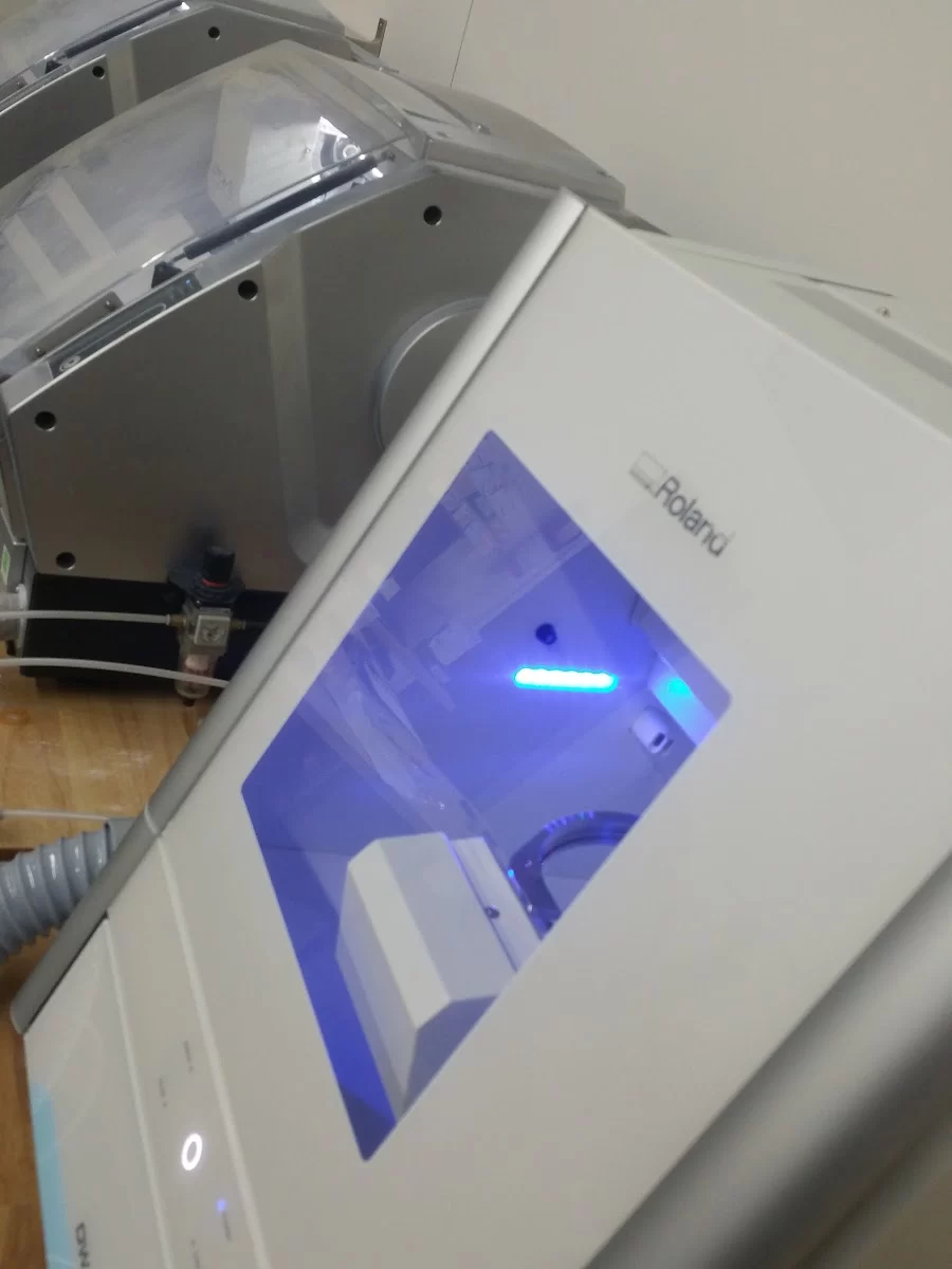 ILLUM Dental Laboratory Design & Milling Picture 1