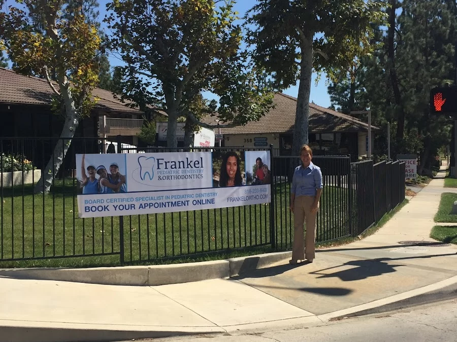 Roth and Frankel Orthodontics Picture 6