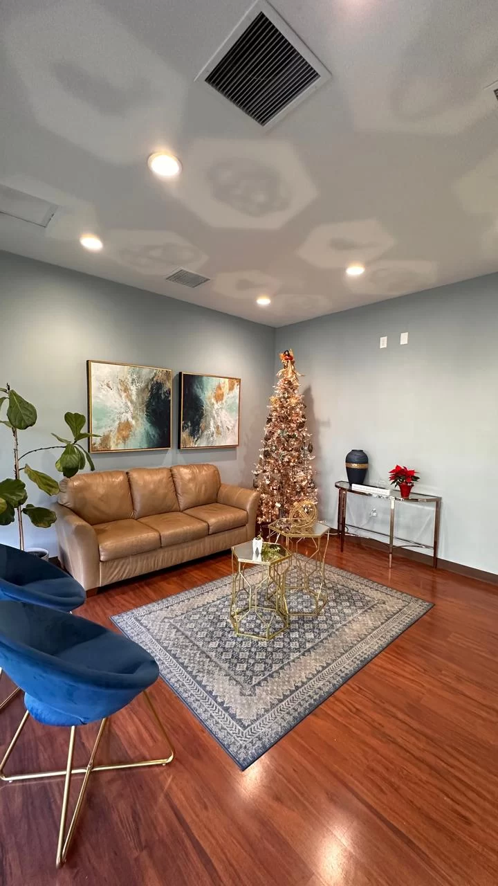 Smile The Spa - Dr. Julio Terra DDS Picture 6