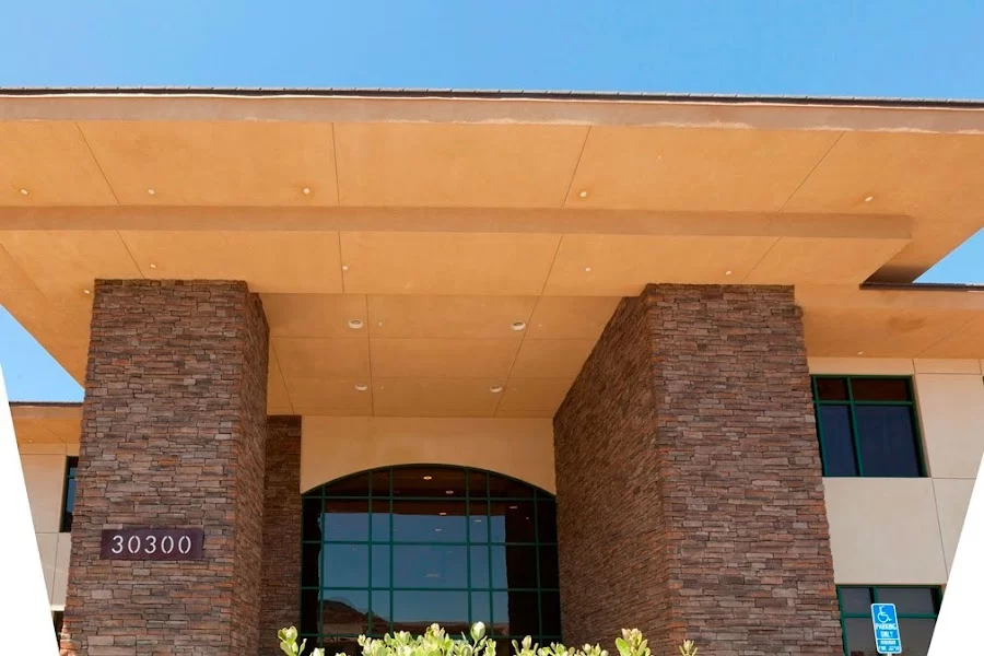 Hilltop Dental: Dr. George Apelian Picture 6