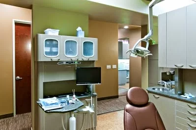 Layton Lakes Dental Care 1