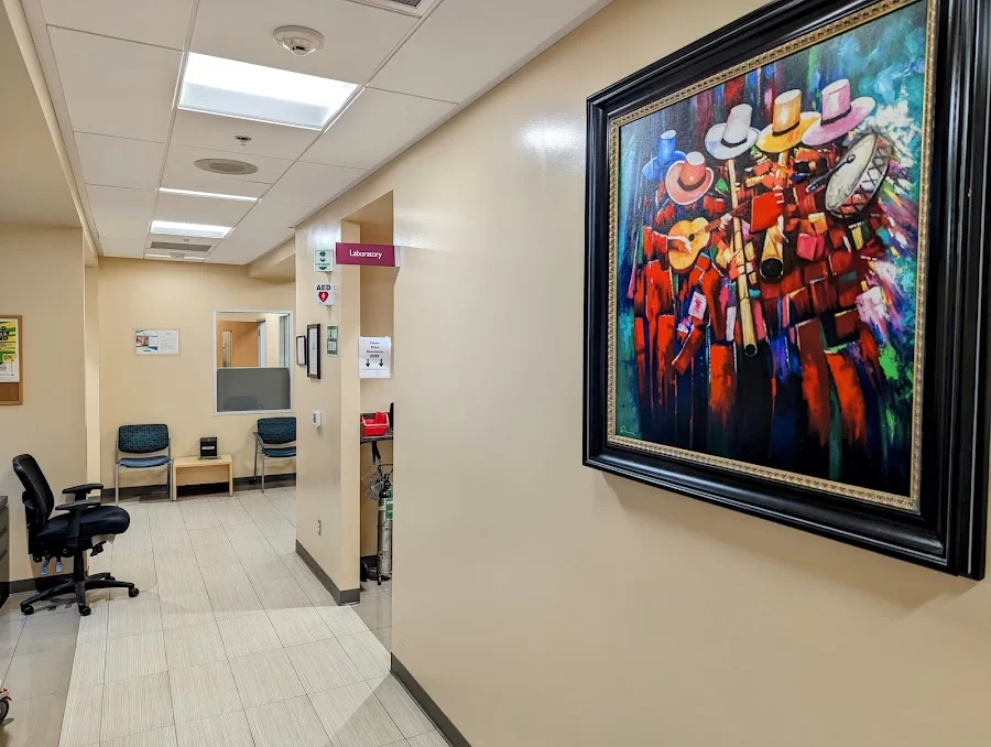 Sea Mar White Center Medical Clinic Picture 5