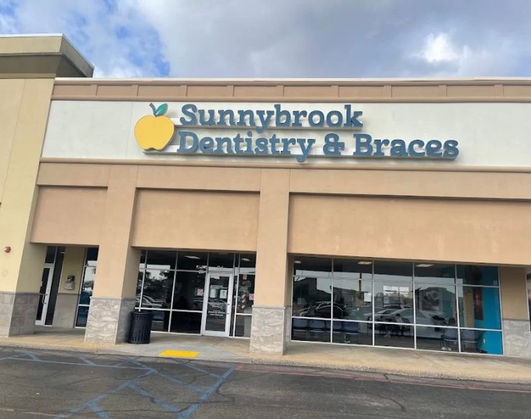 Sunnybrook Dentistry & Braces