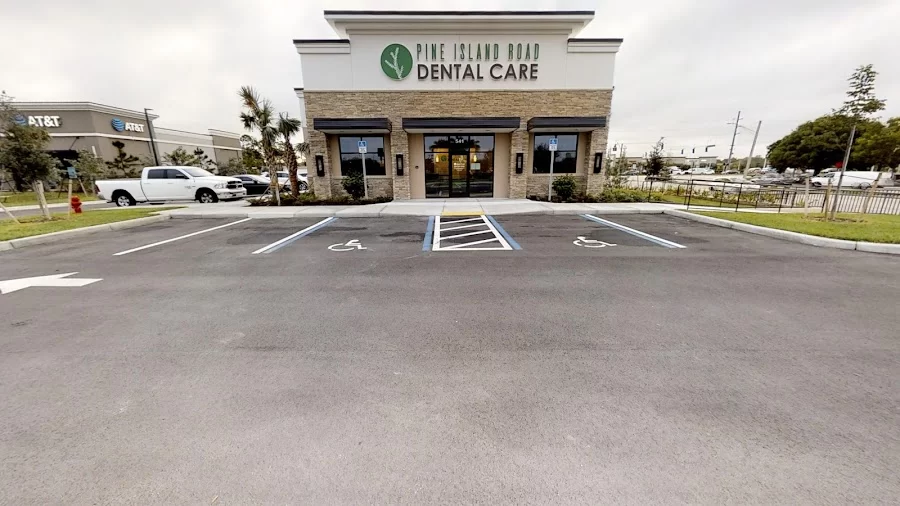 Pine Island Road Dental Care Picture 3