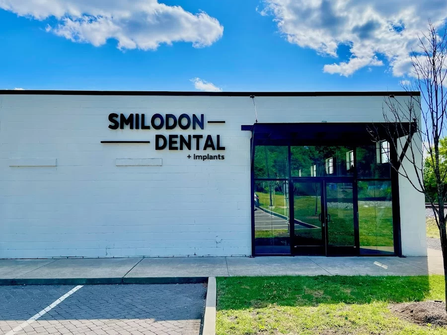 Smilodon Dental + Implants 8