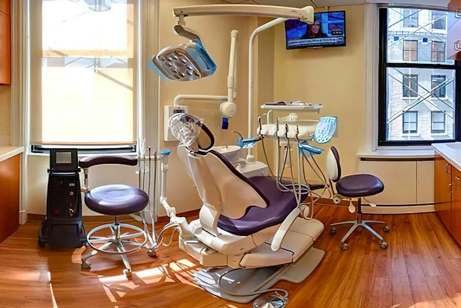 Brooklyn Heights Dental: Eugene D. Stanislaus, DDS 10