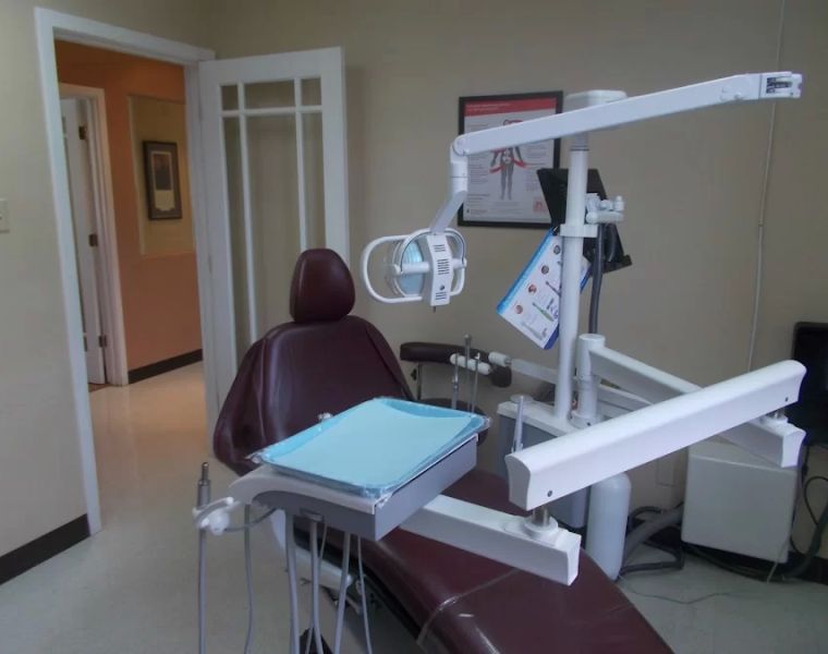 Eicon Dental Care