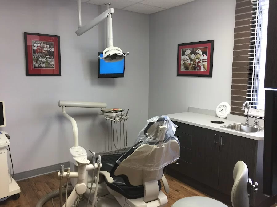 Douglas E. Snouffer, DDS 1