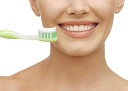 Hilliard Advanced Dentistry: Neeru Sharma, DDS